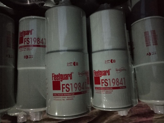FS19841 Fleetguard Oil Water Separation Filter Untuk Water Separator